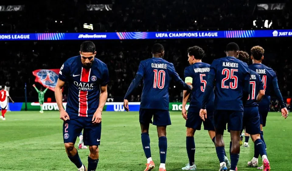 巴黎圣日耳曼训练开放日，冲刺阶段强势反弹引欢呼，英超在即，赛季目标并未改变的简单介绍