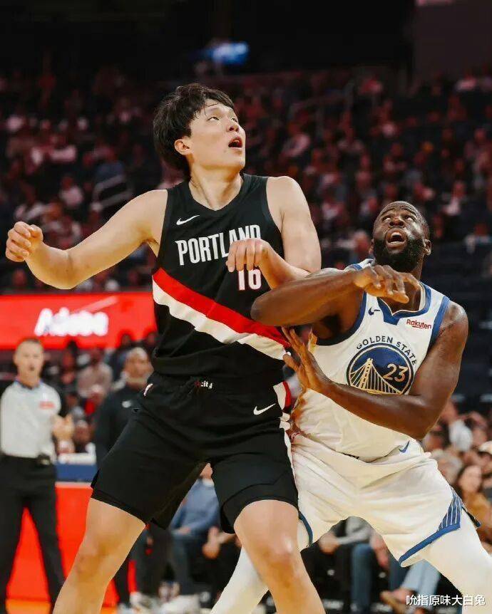 包含尼斯训练开放日；国际比赛日官宣签约引欢呼；CBA季后赛在即；赛季目标并未改变的词条