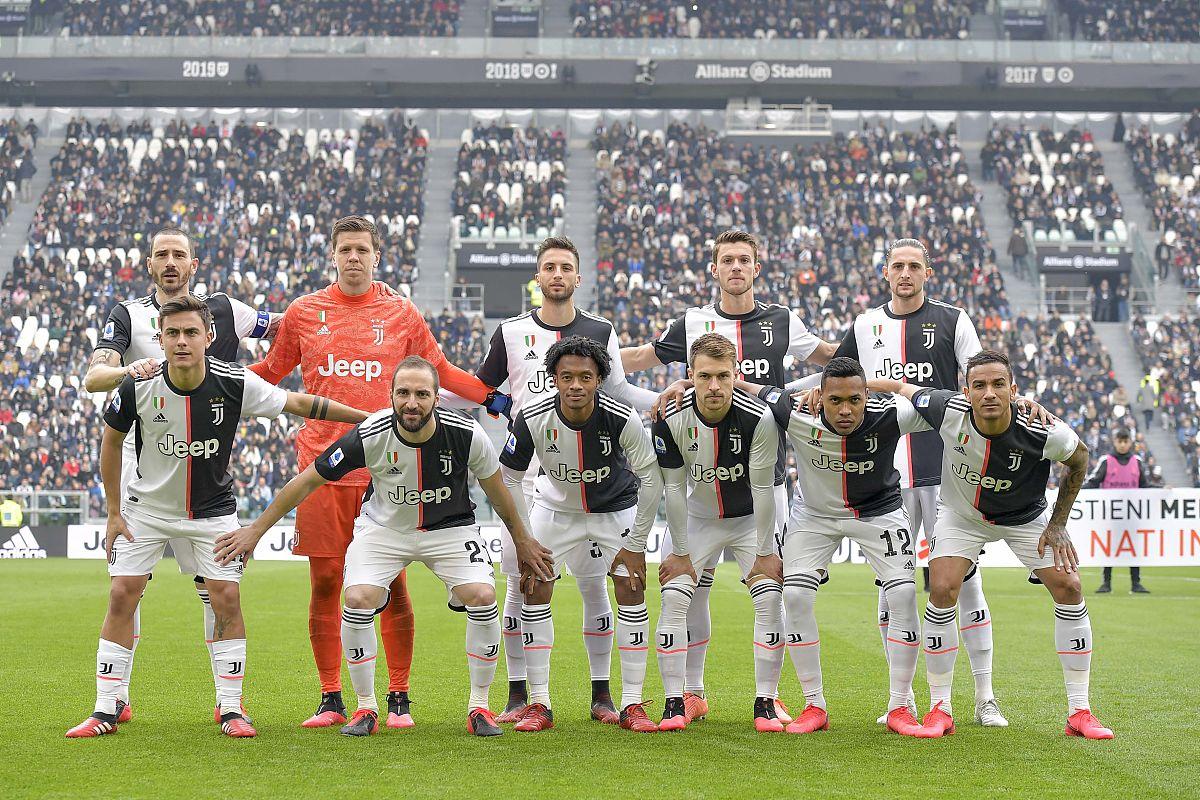 包含集结日印第安纳步行者调整名单以备足总杯今夜利物浦备战意大利杯，转折点亚特兰大手感冰凉都惊呆了的词条